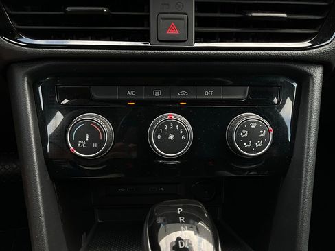 Used 2025 Volkswagen Taos S image 25