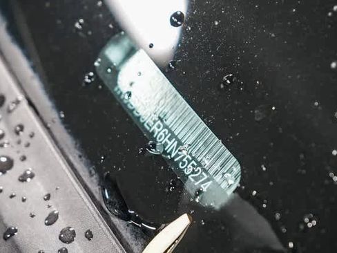 Used 2017 Nissan Frontier SV w/ SV Value Truck Package image 27