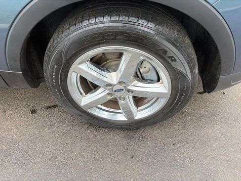Used 2019 Ford Explorer XLT w/ Equipment Group 202A FWD image 46