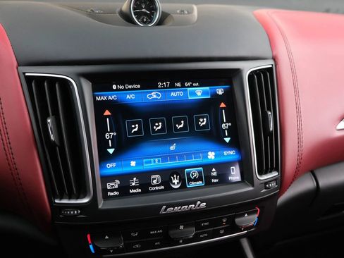 Used 2017 Maserati Levante S AWD/4WD image 48