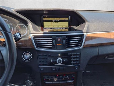 Used 2011 Mercedes-Benz E 350 Sedan image 11