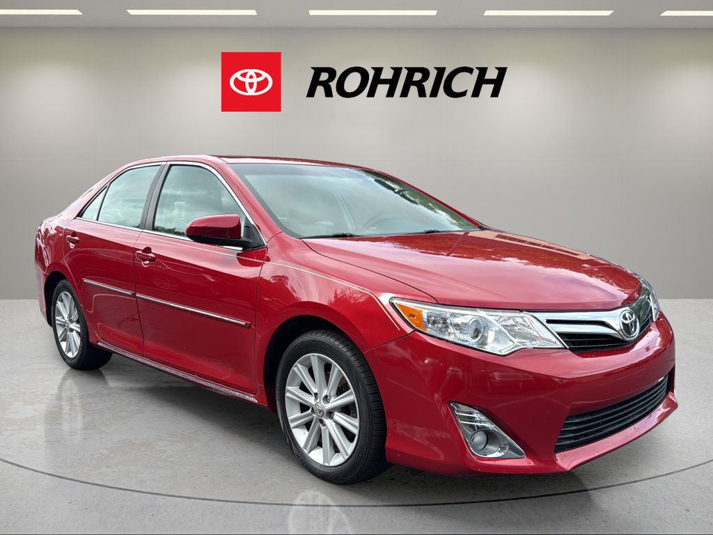 Used 2012 Toyota Camry XLE FWD image 4