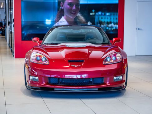Used 2011 Chevrolet Corvette ZR1 image 2