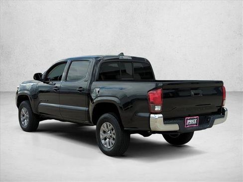Used 2019 Toyota Tacoma SR5 RWD image 8