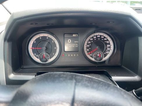 Used 2017 RAM 1500 ST w/ SXT Appearance Group AWD/4WD image 11