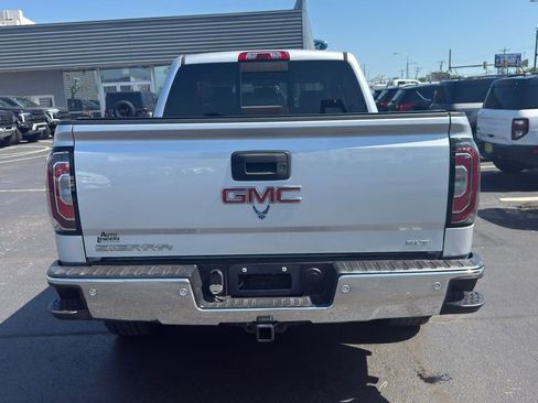 Used 2018 GMC Sierra 1500 SLT w/ SLT Premium Package AWD/4WD image 4