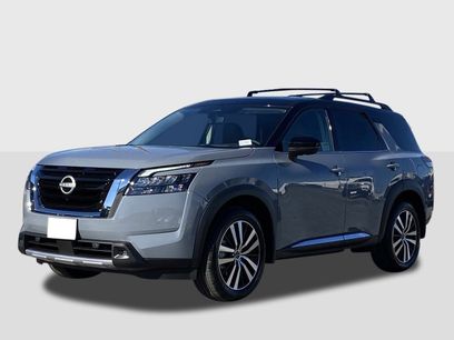 New 2025 Nissan Pathfinder Platinum