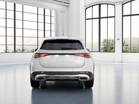 New 2025 Mercedes-Benz GLC 350e 4MATIC image 25