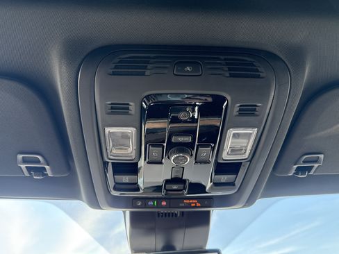 New 2026 Chevrolet Tahoe High Country AWD/4WD image 29