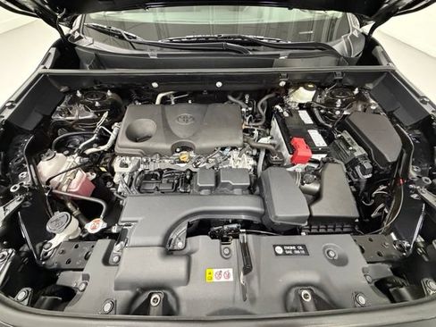 Used 2025 Toyota RAV4 LE FWD image 29