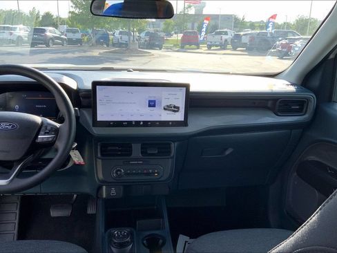 Used 2025 Ford Maverick XL FWD image 10