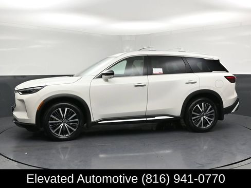 Used 2025 INFINITI QX60 Sensory AWD/4WD image 2