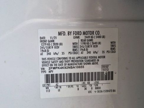 Used 2022 Ford Edge Titanium w/ Class II Trailer Tow Package AWD/4WD image 23