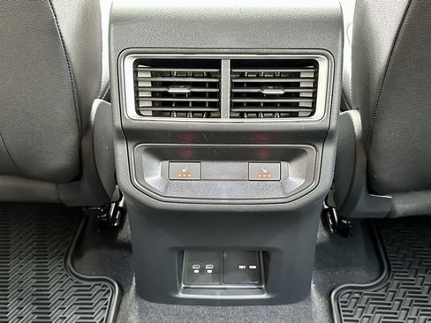 New 2025 Volkswagen Atlas Cross Sport SEL Premium R-Line image 18