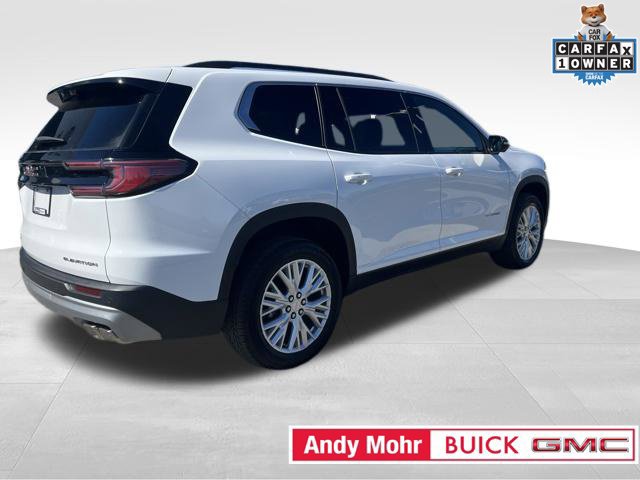 Used 2026 GMC Acadia Elevation w/ Elevation Premium Package FWD image 17