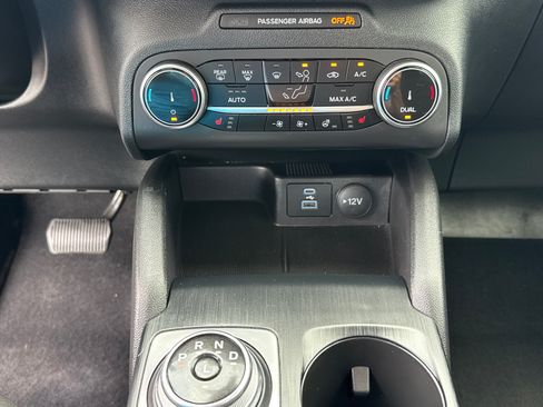 Used 2023 Ford Escape Active w/ Cold Weather Package FWD image 12