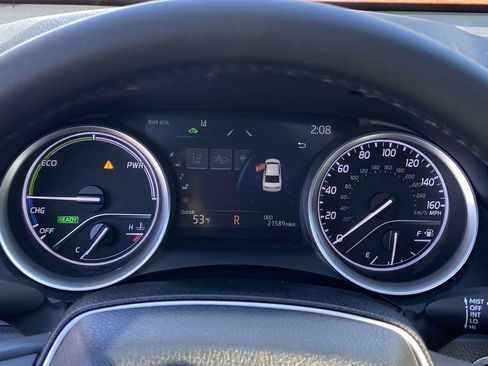 Used 2024 Toyota Camry XLE image 36