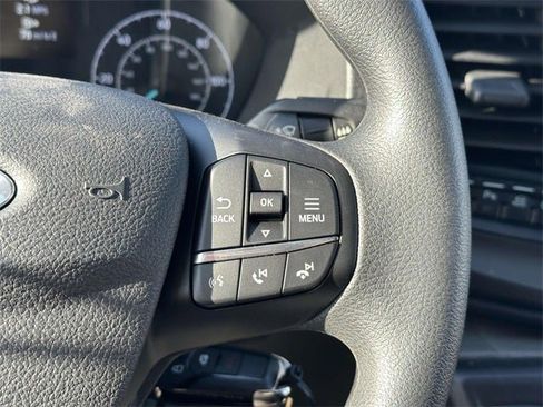 New 2025 Ford Transit 250 148 Medium Roof image 17