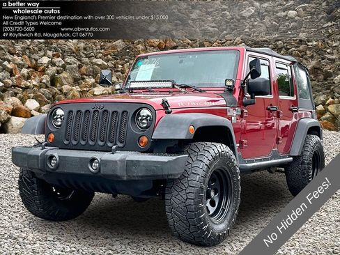 Used 2012 Jeep Wrangler Unlimited Rubicon w/ Connectivity Group AWD/4WD image 1