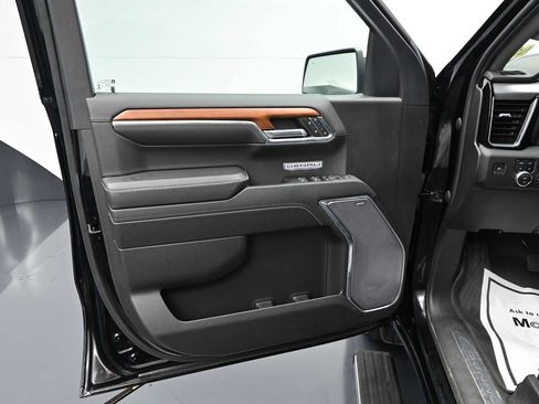 Used 2023 GMC Sierra 1500 Denali w/ Denali Reserve Package AWD/4WD image 6
