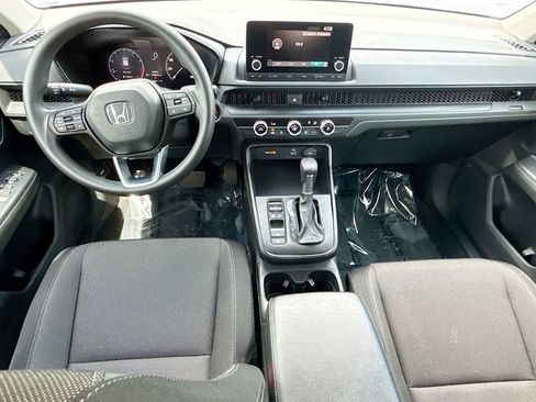 Used 2023 Honda CR-V LX image 15