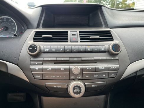 Used 2012 Honda Accord LX image 19