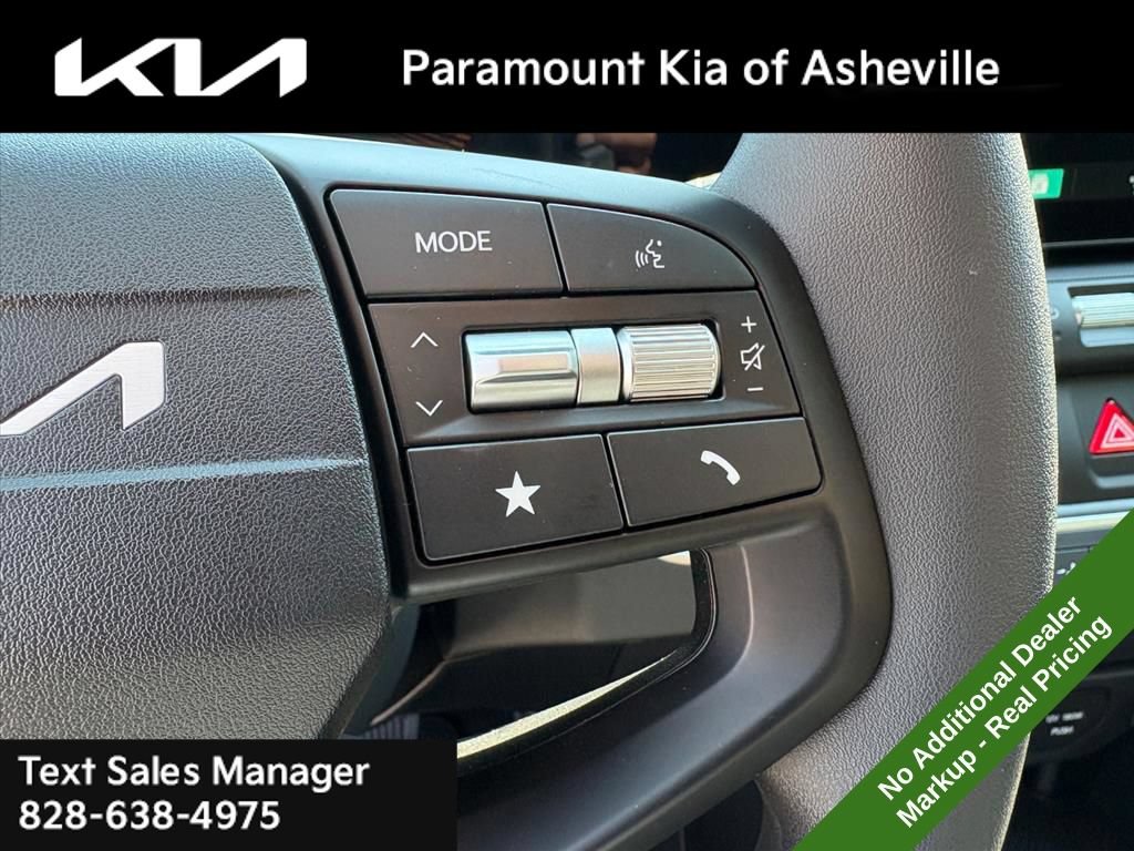 New 2026 Kia K4 FWD image 13