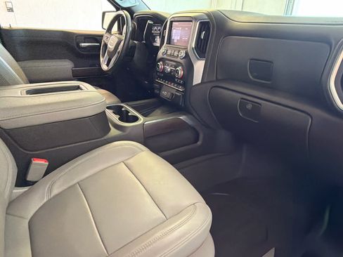 Used 2019 GMC Sierra 1500 SLT w/ SLT Premium Plus Package AWD/4WD image 28
