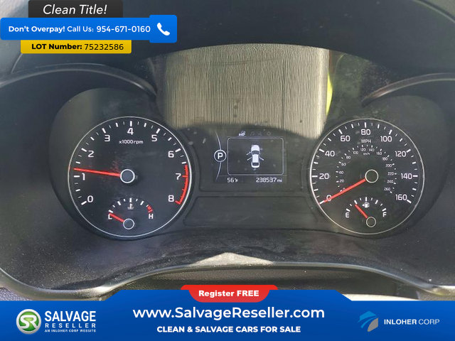 Used 2018 Kia Optima LX FWD image 12
