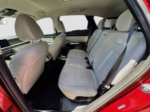 Used 2025 Hyundai Tucson SEL FWD image 23