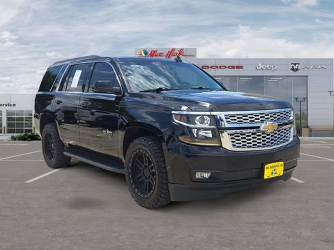 Used 2019 Chevrolet Tahoe LT w/ Texas Edition Package RWD image 7