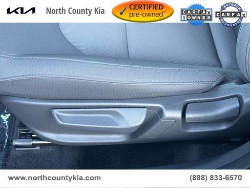 Certified 2025 Kia Niro LX image 29