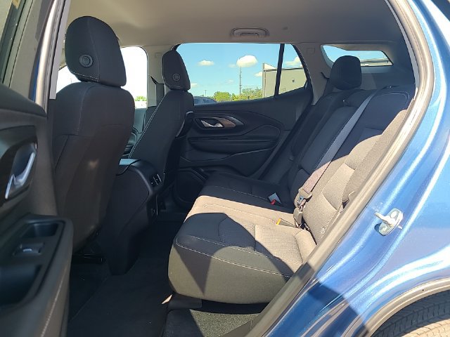 Used 2024 GMC Terrain SLE AWD/4WD image 23