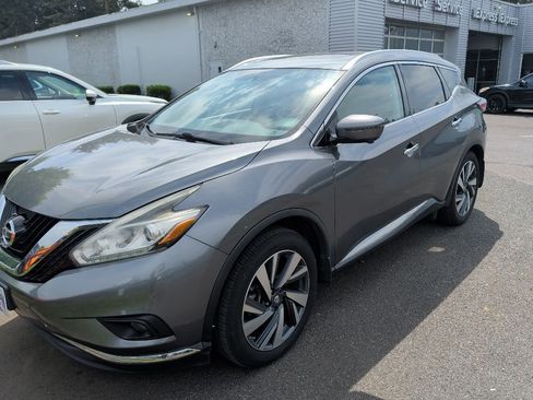 Used 2016 Nissan Murano Platinum w/ Platinum Technology Package AWD/4WD image 3