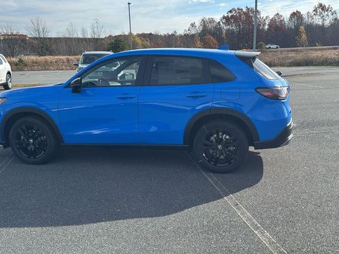 New 2026 Honda HR-V Sport image 9