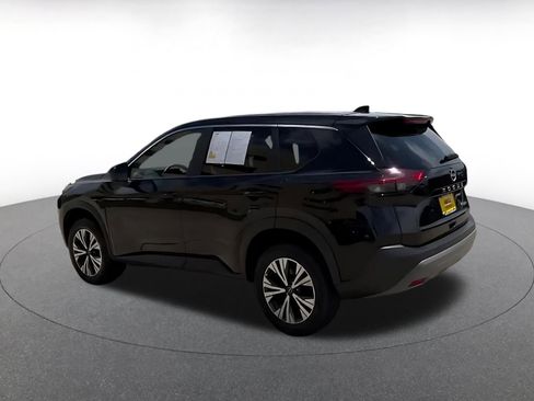 Used 2023 Nissan Rogue SV AWD/4WD image 10