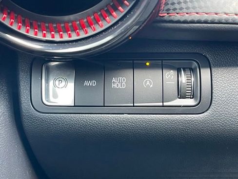 Used 2026 Chevrolet Equinox RS AWD/4WD image 14