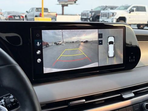 Used 2023 Hyundai Palisade SEL w/ Premium Package image 11