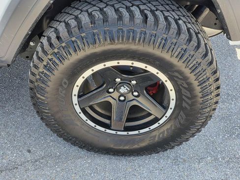 Used 2024 Jeep Wrangler Sport AWD/4WD image 36