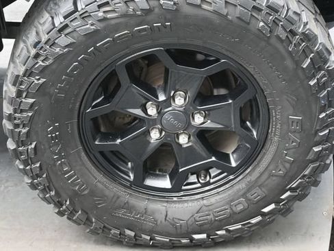 Used 2022 Jeep Gladiator Sport AWD/4WD image 52