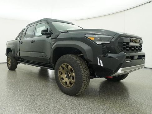 New 2025 Toyota Tacoma Trailhunter image 30