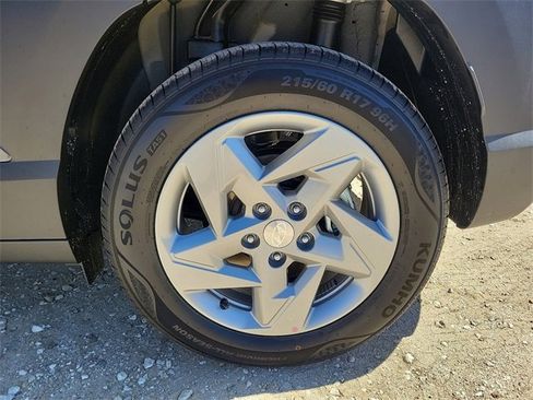 New 2026 Hyundai Kona SE image 22