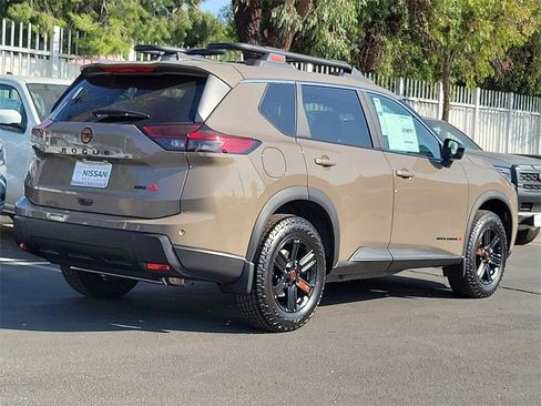 New 2026 Nissan Rogue SV image 2