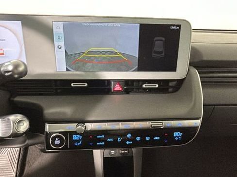 Used 2024 Hyundai Ioniq 5 SE RWD image 24