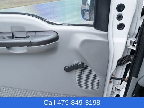 Used 2005 Ford F350 2WD Regular Cab DRW Super Duty image 22