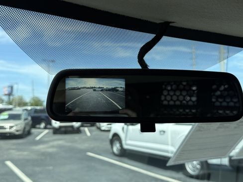 Used 2021 GMC Savana 2500 w/ Driver Convenience Package image 19