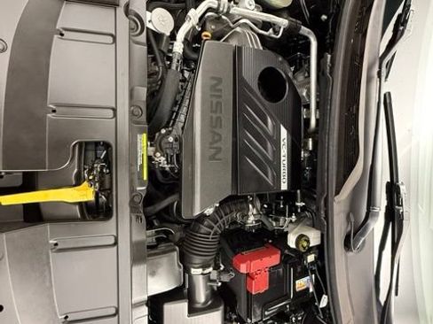 Used 2023 Nissan Rogue SV AWD/4WD image 10