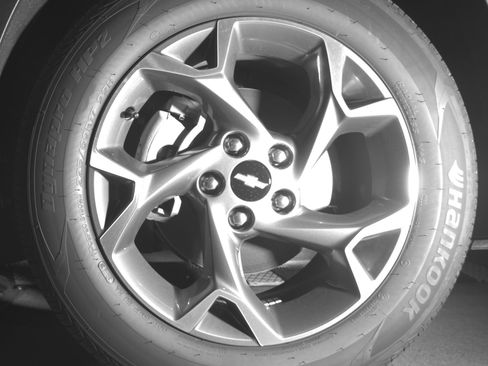 Used 2025 Chevrolet Trax LT FWD image 12