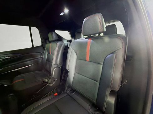 Used 2024 Chevrolet Traverse RS w/ LPO, Floor Liner Package AWD/4WD image 20