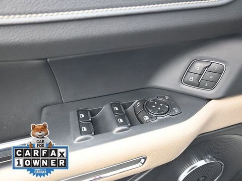 Used 2022 Ford Expedition Max Limited image 15